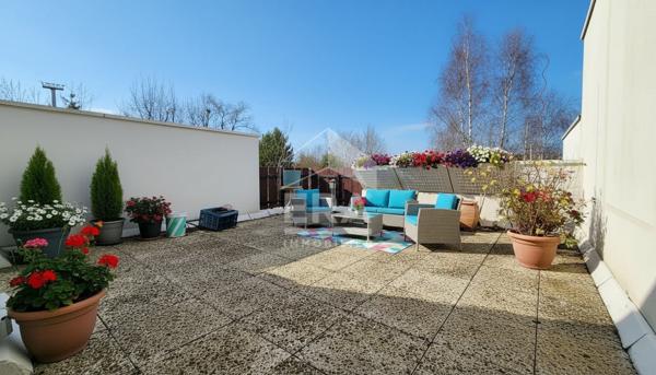 Appartement F3 avec Terrasse, cave et garage.
