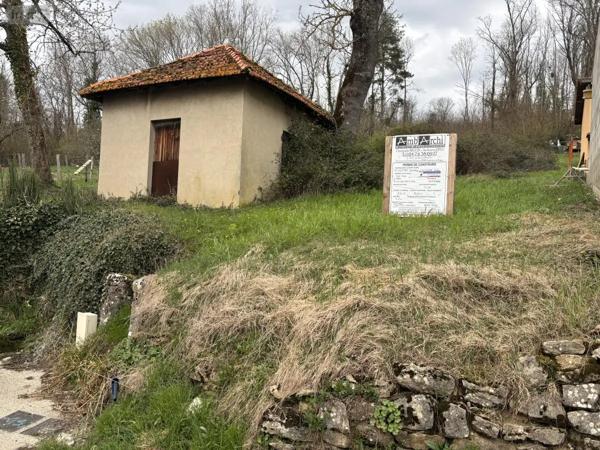Achat - Terrain à bâtir Ambutrix 01500 2379 m 2