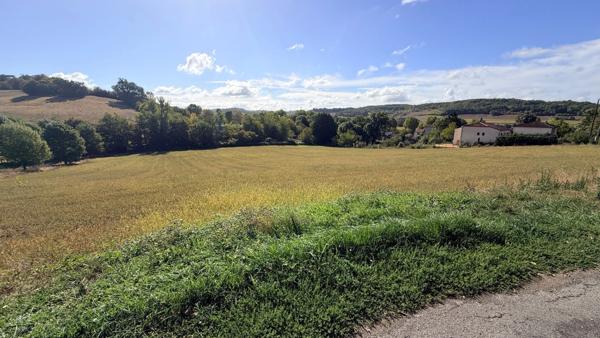 Terrain à vendre  TAYRAC (47)