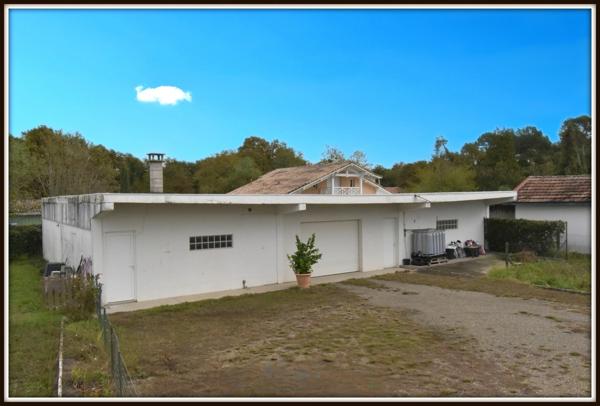 PROCHE DAX ( Entre Dax & Mont de Marsan ) PROPRIETE - MAISON TRADITIONNELLE T5 - DEPENDANCE 213 m2