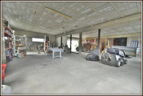 PROCHE DAX ( Entre Dax & Mont de Marsan ) PROPRIETE - MAISON TRADITIONNELLE T5 - DEPENDANCE 213 m2