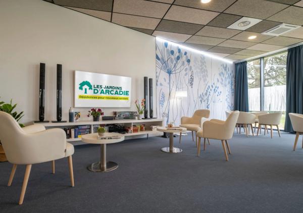 INVESTISSEMENT LOCATIF – La Rochelle – Résidence Services Seniors Les Jardins d'Arcadie - 5,43% de rentabilité