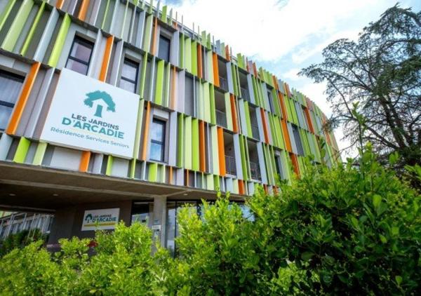 INVESTISSEMENT LOCATIF – La Rochelle – Résidence Services Seniors Les Jardins d'Arcadie - 5,43% de rentabilité