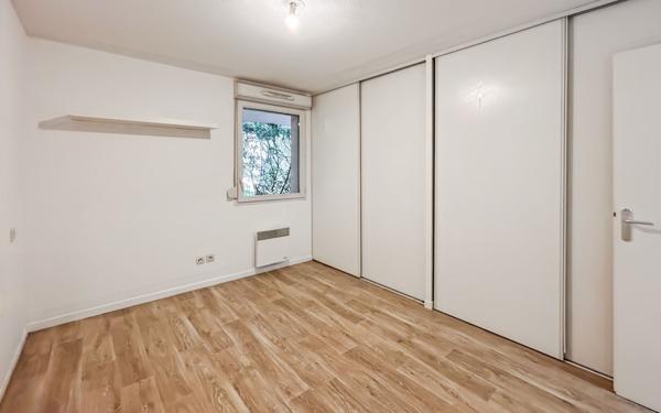 Appartement à vendre    2 pièces •  Auzeville-Tolosane