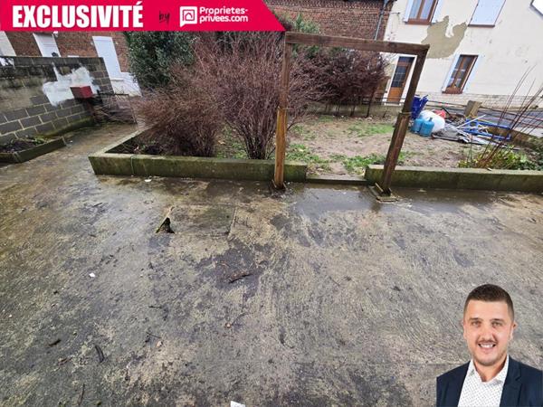 Maison à rénover avec jardin, terrasse et dépendance ? Hirson