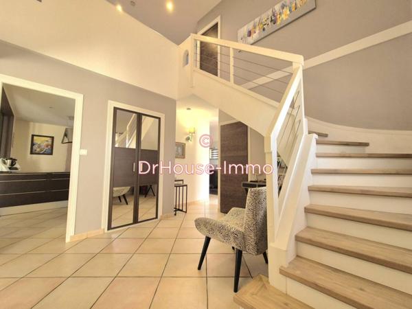 Maison à vendre 8 pièces de 200 m²