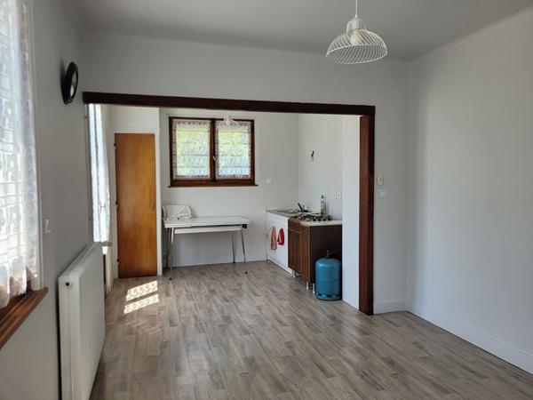 FAVERGES. MAISON INDIVIDUELLE AVEC TERRAIN DE 1869M²