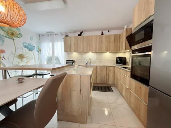 Magnifique maison de 2024 en R+1 de 95 m² sur un terrain deux faces piscinable