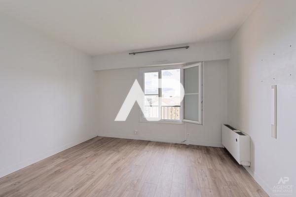 Appartement Rueil Malmaison 3 pièce(s) 68.46 m2 425 000 € **  - Référence  19911