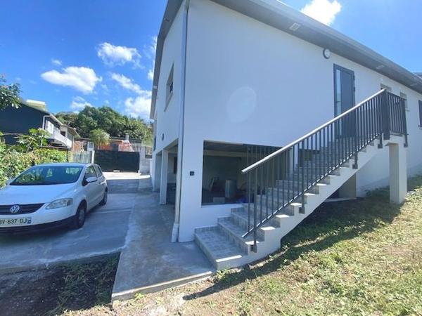 BELLE VILLA F4 ENTRE DEUX