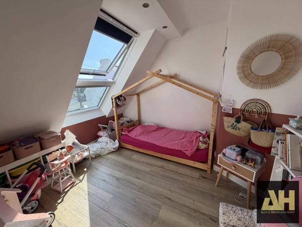 EXCLUSIVITE- LE RELECQ KERHUON - SECTEUR CORNICHE- MAISON TRADITIONNELLE-NON MITOYENNE- 4CH
