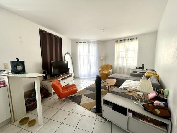 Appartement - Non meublé - Rue Saint Marc