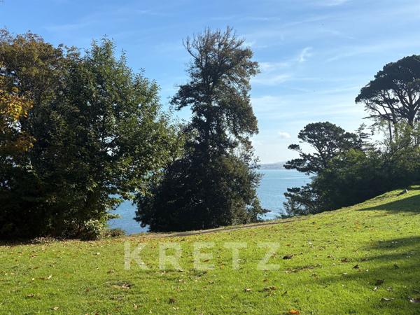 🌊 DOUARNENEZ – TRÉBOUL | TERRAIN VUE MER – 2 500 m² | DOMAINE PRIVÉ | PC PURGÉ | LIBRE CONSTRUCTEUR