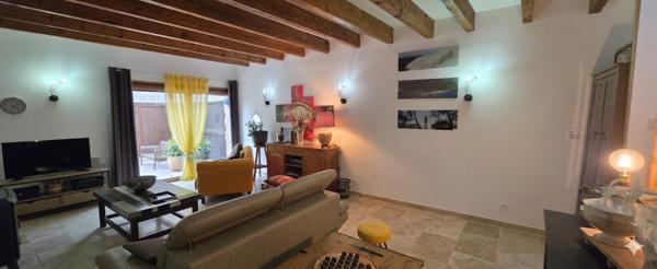 DEMEURE DE CHARME  ,  7 PIECES  SH 190 m2  GARAGE