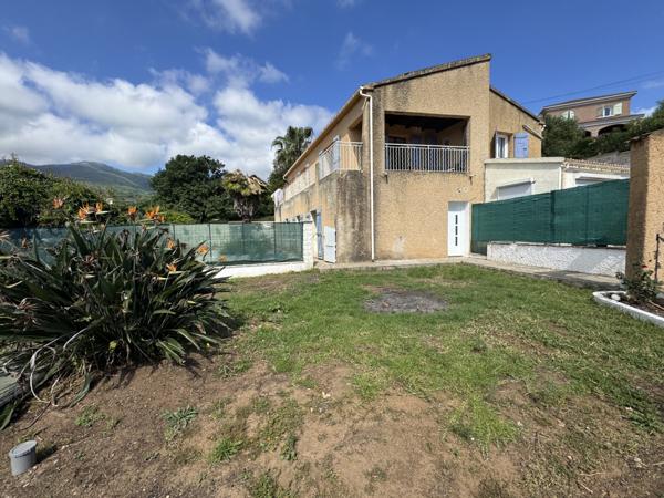 Furiani (20600) RDC de villa 3 pièces 2 chambres avec jardin et piscine FURIANI