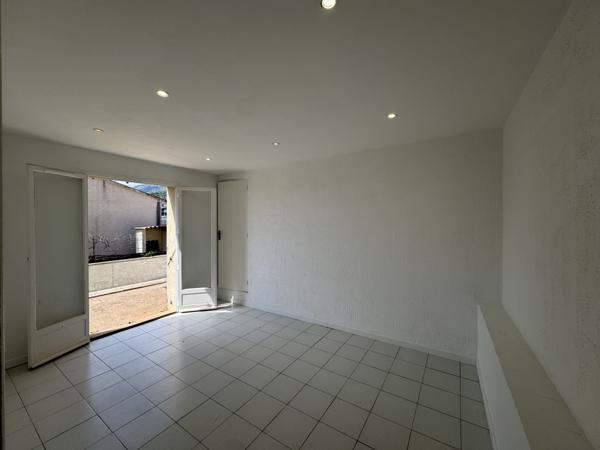 Furiani (20600) RDC de villa 3 pièces 2 chambres avec jardin et piscine FURIANI