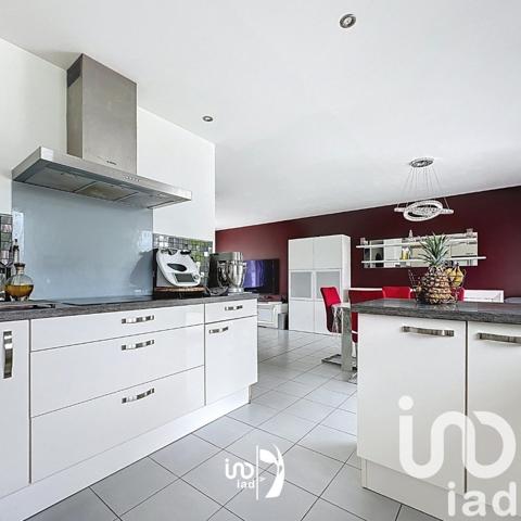 Maison 5 pièces de 120 m² à Boos (76520)