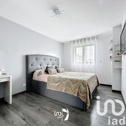 Maison 5 pièces de 120 m² à Boos (76520)