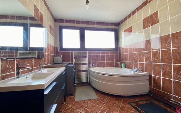 Appartement à vendre    4 pièces • 110 m2 Nancy