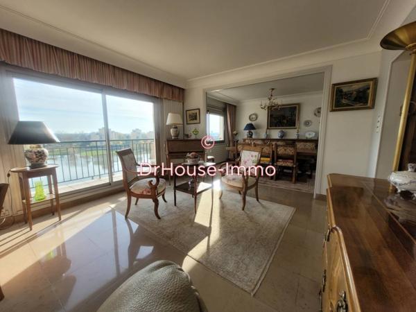 Appartement à vendre 5 pièces de 121 m²
