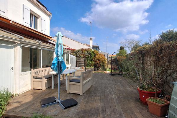 MAISON DE FAMILLE QUARTIER LA TROMPETTE