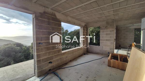 CONSTRUCTION 3 NIVEAUX 220 m2, TERRAIN PISCINABLE