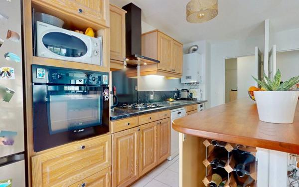 Appartement à vendre    3 pièces • 63,52 m2 Lyon 9