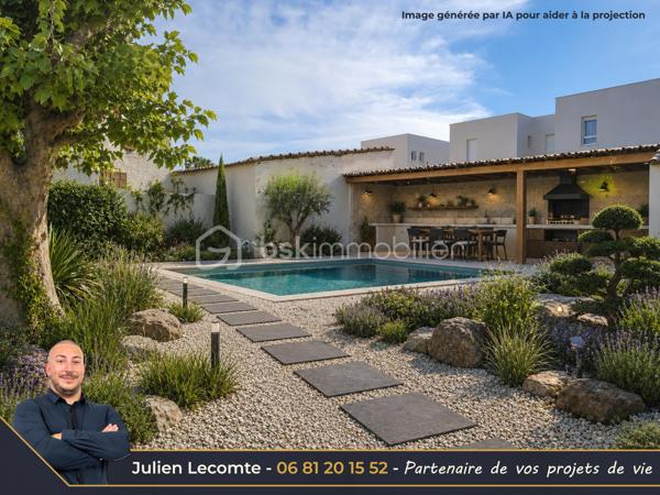 Situé proche du centre-ville d'Agde, cet ensemble immobilier d'environ 220 m² habitables est implanté sur une parcelle de 1 292 m² offrant un fort potentiel.

Actuellement composé de 3 logements indépendants, chacun disposant de son entrée privative, de son garage/box et de ses propres compteurs d'eau et d'électricité, ce bien s'adresse aussi bien à un investisseur qu'à une famille souhaitant développer un projet de résidence principale avec revenus locatifs.

Des travaux de rénovation importants sont à prévoir, mais les possibilités d'exploitation sont nombreuses : rénovation des logements existants, projet locatif, résidence principale avec logements complémentaires, extension ou nouvelle construction sous réserve des règles d'urbanisme en vigueur.

Composition du bien :

Appartement T4 d'environ 90 m² (R+1)
- Séjour de 25 m² avec cheminée
- Cuisine indépendante de 11 m²
- Bureau de 8 m²
- 2 chambres de 14 m² et 16 m²
- Salle de bains avec WC
- Jardin privatif d'environ 30 m²
- Climatisation split et menuiseries PVC

Appartement T3 d'environ 65 m² de plain-pied
- Séjour de 17 m²
- Cuisine indépendante avec cellier
- 2 chambres
- Salle de bains
- WC indépendant
- Jardin privatif d'environ 20 m²
- Chauffage électrique

Appartement T4 d'environ 65 m² au 1er étage
- Pièce de vie avec cuisine ouverte de 28 m²
- 2 chambres
- Bureau
- Salle d'eau avec WC
- Balcon et terrasse
- Chauffage électrique
- Un potentiel rare en centre-ville

La maison est implantée dans un angle de la parcelle, laissant une importante réserve foncière exploitable. Situé en zone UD1a du PLU, ce terrain offre des perspectives intéressantes pour un projet de développement immobilier, avec un COS de 0,6.

Un bien rare sur le secteur, idéal pour un projet patrimonial, locatif ou familial à fort potentiel de valorisation.