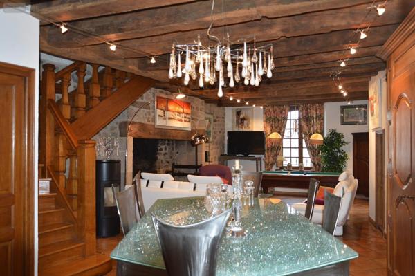 Maison de ville à vendre à Ussel en Corrèze (19200), ref : UM 964