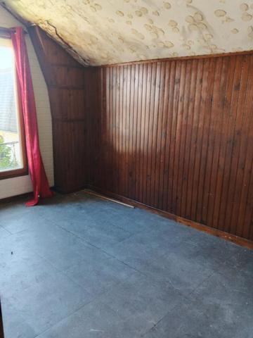 Exclusivité  - Appartement à rénover de 25 m² . Opportunité d'investissement  à 80 590  FAI