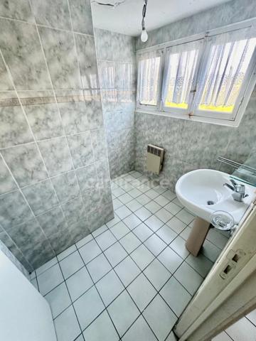 EXCLUSIVITÉ - MAISON DE BOURG À KERGLOFF - Maison à vendre 5 pièces (29)