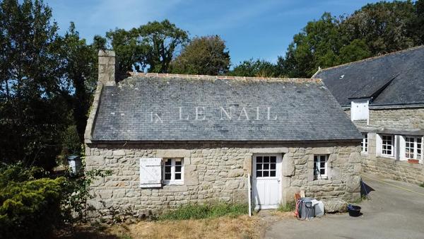 Propriété de caractère avec dépendances à vendre au bord de la Ria d’Etel (Morbihan)