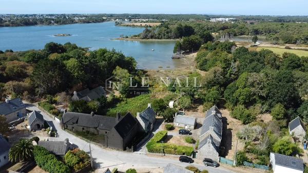 Propriété de caractère avec dépendances à vendre au bord de la Ria d’Etel (Morbihan)