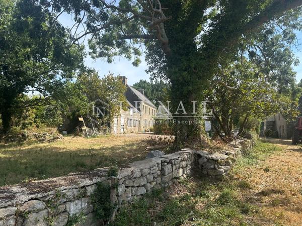 Propriété de caractère avec dépendances à vendre au bord de la Ria d’Etel (Morbihan)