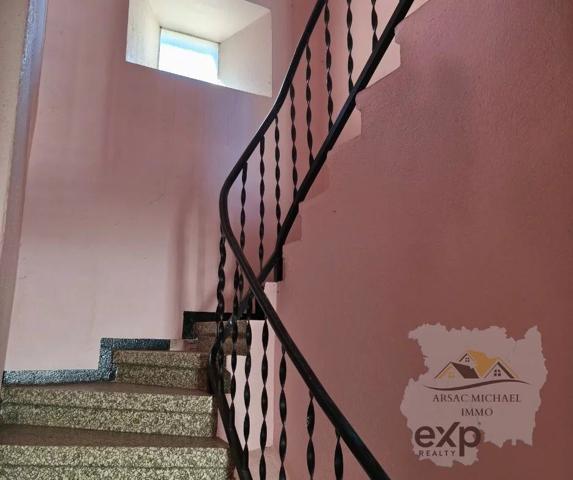 Maison de village a rénover