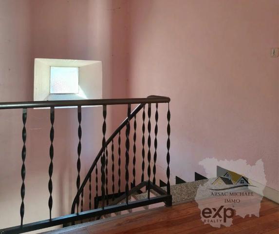 Maison de village a rénover