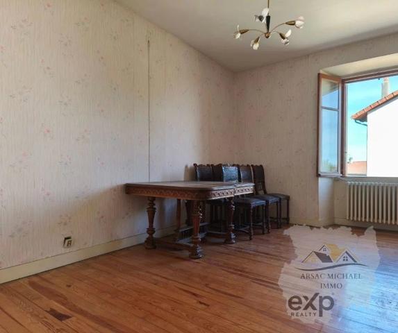 Maison de village a rénover