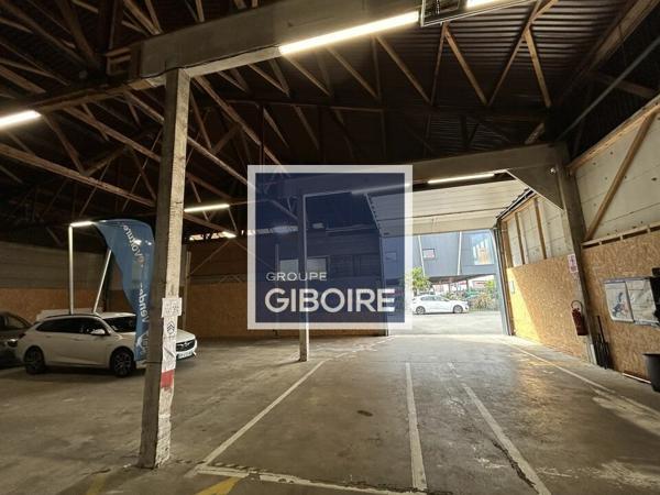 Local d'activites 1215 m² à louer VEZIN LE COQUET (réf : 35.7234)