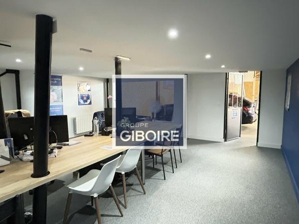 Local d'activites 1215 m² à louer VEZIN LE COQUET (réf : 35.7234)
