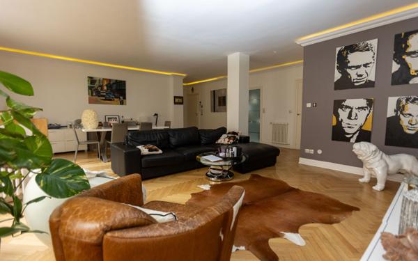 Appartement à vendre    4 pièces • 112,37 m2 Lyon 6
