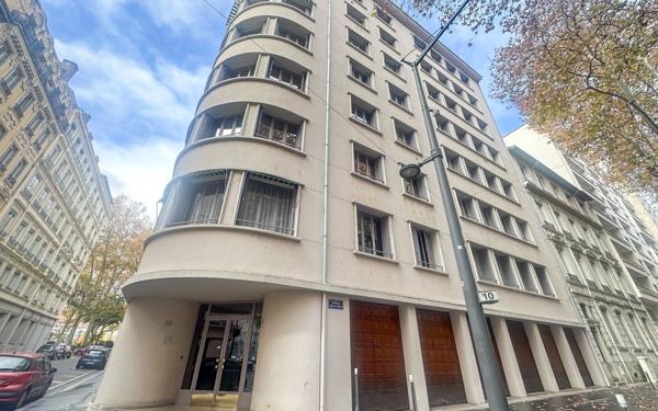 Appartement à vendre    4 pièces • 112,37 m2 Lyon 6