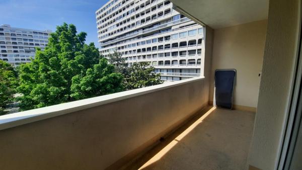 Appartement T2 à louer - 49 m² (réf : 558814)