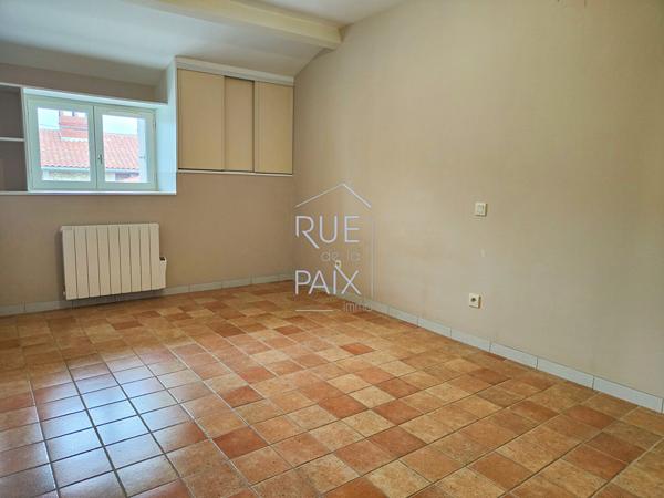 86140 LENCLOITRE Maison Lencloitre 4 pièce(s) 94.26 m2