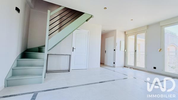 Appartement à vendre 3 pièces 62 m² Saint-Fargeau-Ponthierry