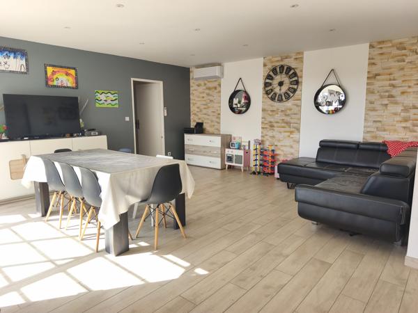 Maison de Plain Pied Salles Sur Mer 3 chambres et bureau