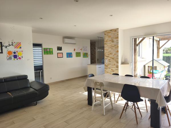 Maison de Plain Pied Salles Sur Mer 3 chambres et bureau