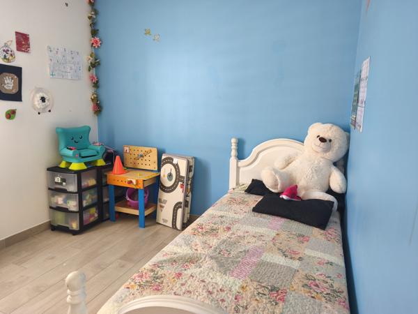 Maison de Plain Pied Salles Sur Mer 3 chambres et bureau