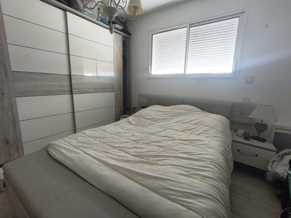 Maison de Plain Pied Salles Sur Mer 3 chambres et bureau