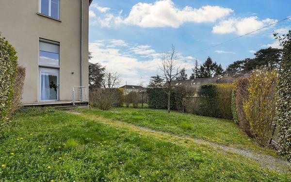 Appartement T1 bis avec jardin et parking – Saint-Cyr-au-Mont-d’Or centre village
