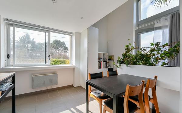 Appartement T1 bis avec jardin et parking – Saint-Cyr-au-Mont-d’Or centre village
